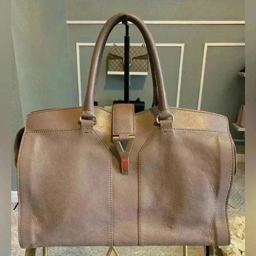 YVES SAINT LAURENT YSL Y Line Cabas Chic Leather Hand Bag Brown Used.